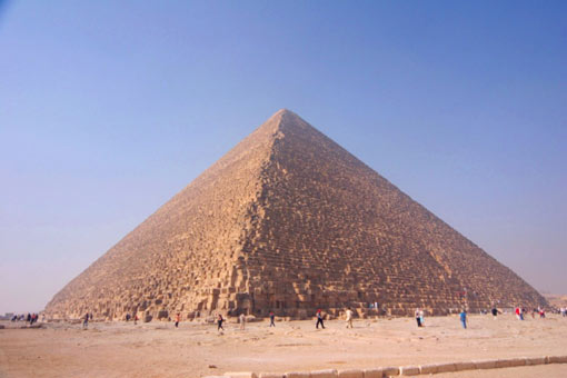 Pyramids In Egypt. Hypothesis in how the pyramids